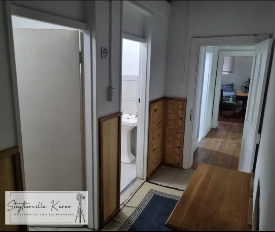 7 Bedroom Property for Sale in Steytlerville Eastern Cape